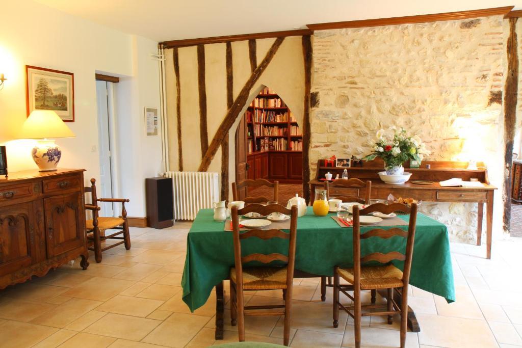 La Heraudiere Bed & Breakfast Tours Room photo